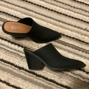 Dolce Vita | Women’s Black Heeled Mules Heels Shoes Size 7
